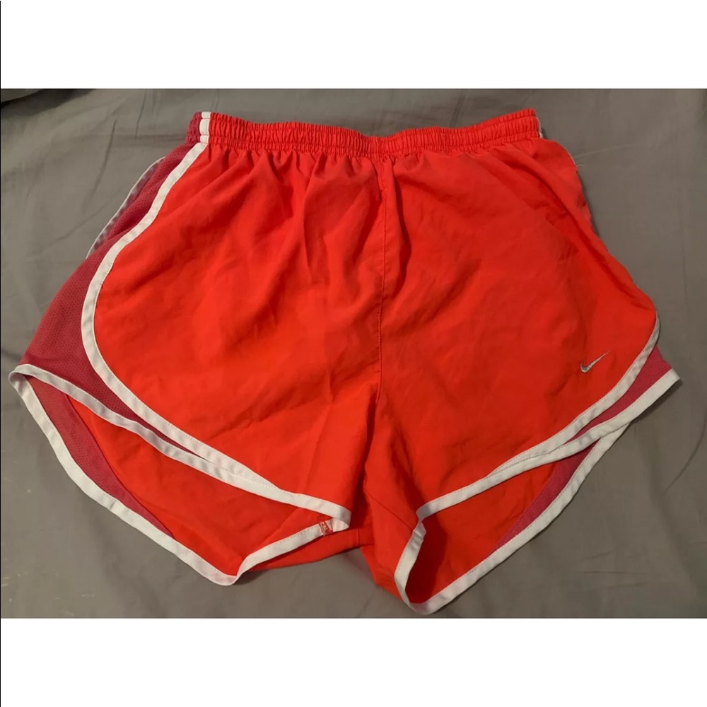 Womens Nike Dri-Fit Tempo shorts